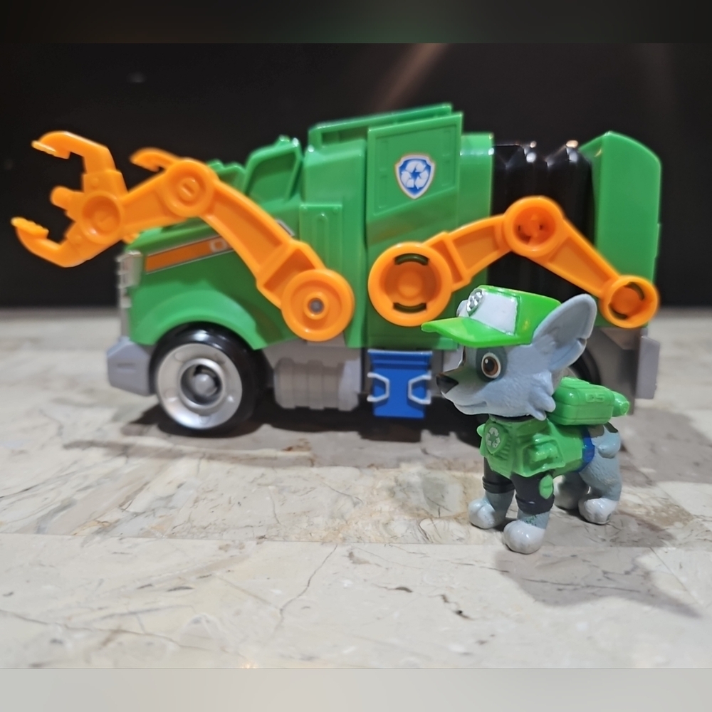 Paw Patrol ROCKY Vehicle and Pup Figure Deluxe Set Movie 2021 Spin Master‎